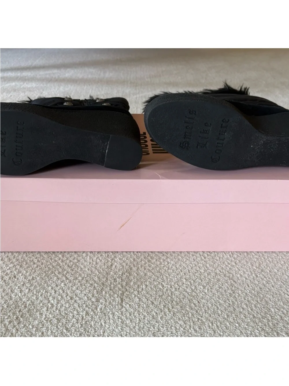 Juicy Couture winter details juicy